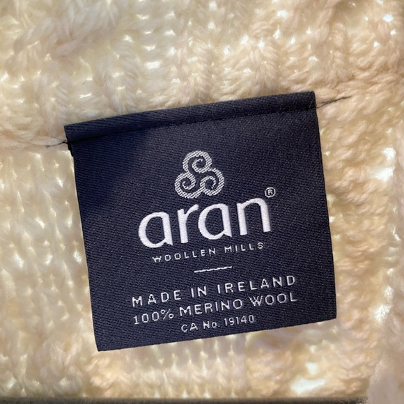 ARAN Wool Cardigan - Picture 4 of 4